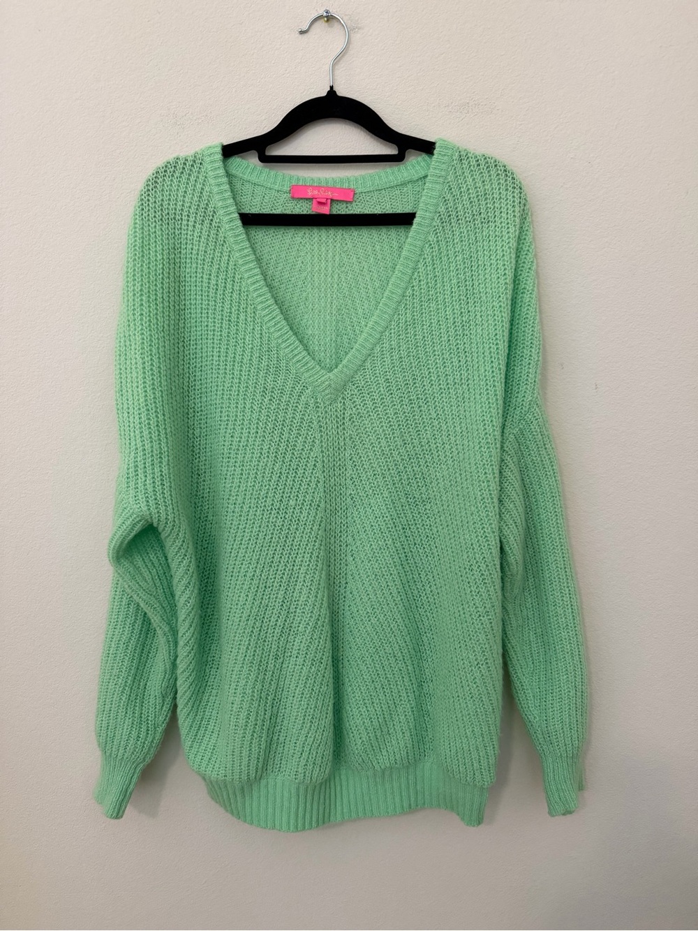 Lilly Pulitzer Light Green Kasmina V-Neck Knit Sweater Size L Coastal Colorful